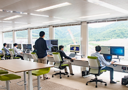 Sending instructions to automated heavy duty machines from the control room